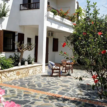 Alianthos 3*