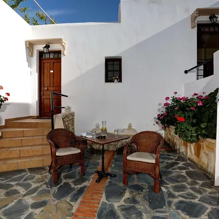 Alianthos 3*