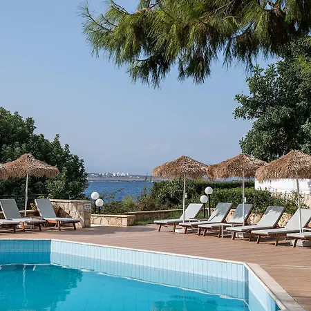 Alianthos Апарт-отель 3*